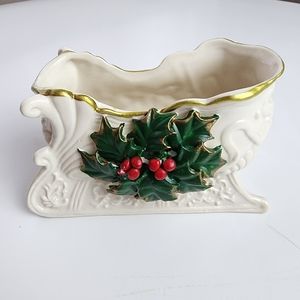 Very beautiful Christmas decoration piece. Porcelain